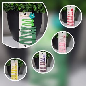 NWT Set of 7 Solid Color Hair Clips